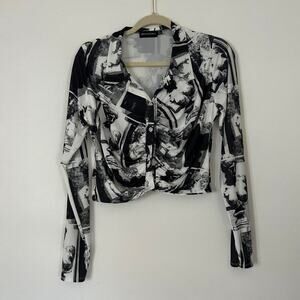 Black and White Pattern Print Button Up Top